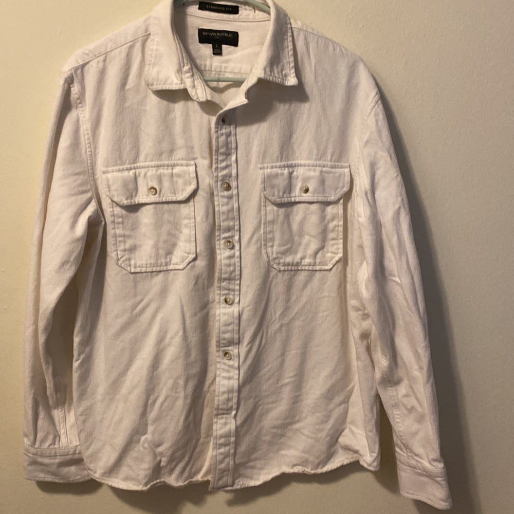 Banana Republic Standard Fit button down shirt white beach summer L 100% cotton